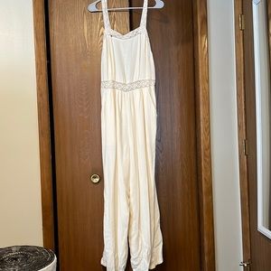 NWT Women’s Linen Jumpsuit